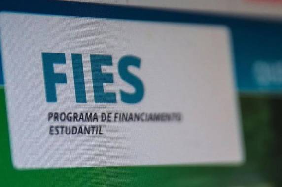 Fundo concede financiamento até 100% dos custos de cursos de graduação. Prioridade é para os candidatos com renda familiar per capita de até meio salário-mínimo inscritos no CadÚnico
