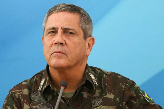 Almir Garnier e Anderson Torees começam a cumprir pena, e deputado Ramagem é considerao foragido