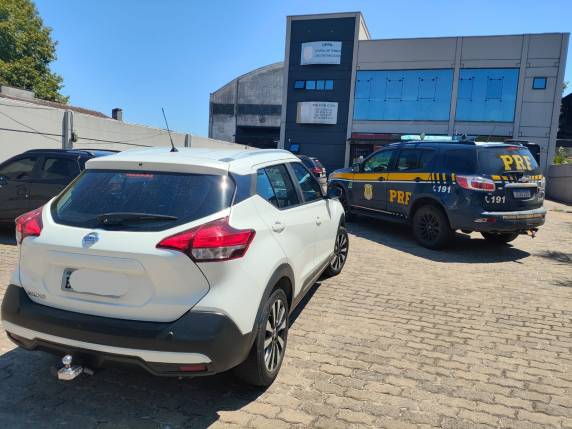 Motorista alegou ter comprado o carro de boa-fé em uma loja de veículos usados