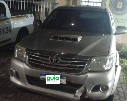Veículo e armas furtadas em propriedade de Ajuricaba foram localizados na noite de domingo (05); ninguém foi preso