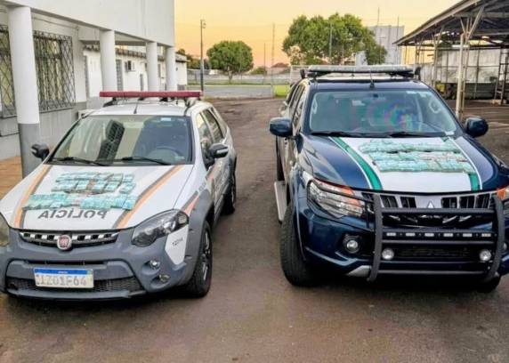 Valor estava oculto junto ao corpo e em objetos pessoais de ocupantes de veículo abordado durante operação de combate a crimes na fronteira
