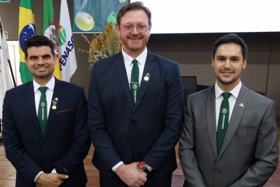 Encerrando a edição dos 60 anos, a Fenasoja 2026 iniciou oficialmente a preparação para a feira de 2028, com anúncio da nova presidência, balanço positivo da edição histórica e reconhecimento ao trabalho voluntário, expositores, patrocinadores e lideranças que contribuíram para consolidar o evento como a maior feira multissetorial do país.